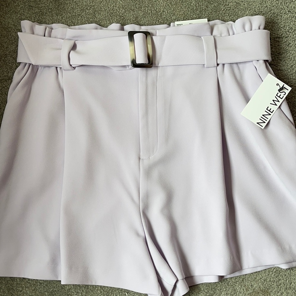 Nine West lavender dress shirt with belt, L
